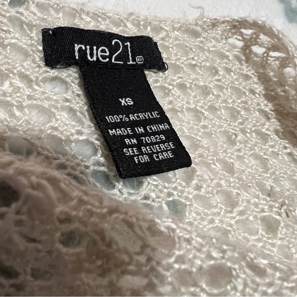 Crocheted duster - Picture 3 of 4